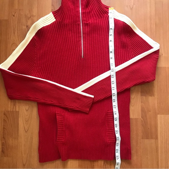 GAP | Y2K Long Sleeved Sporty Red Mock Turtle Neck Sweater w/ White Stripes - Picture 7 of 16